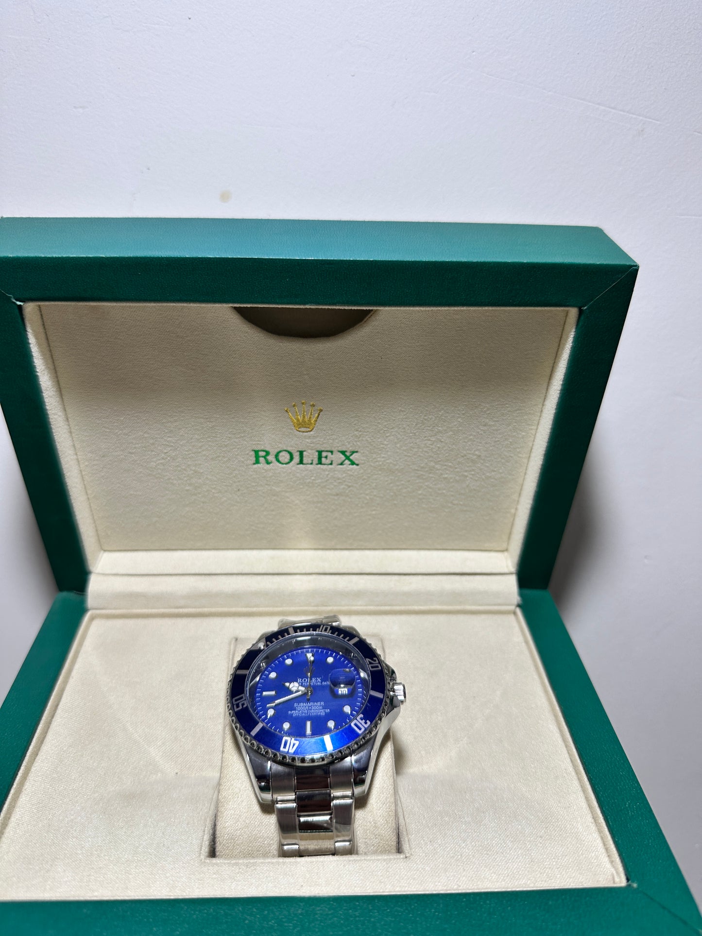Rolex Watch with Rotating Dial
