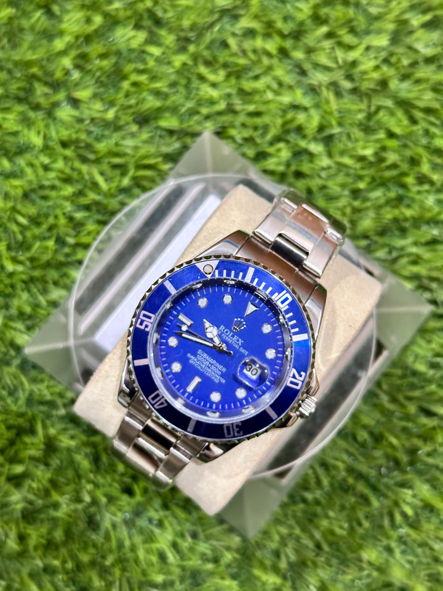 Rolex Watch with Rotating Dial